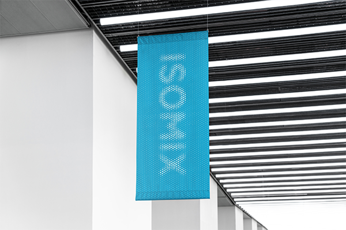Isomix application 01 Vertical banner cromazoo