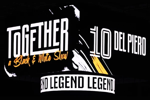 Together, a black and white show | Produzione video